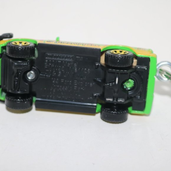 Hot Wheels Jurassic World Dominion Ford Explorer CUSTOM keychain - Picture 7 of 7